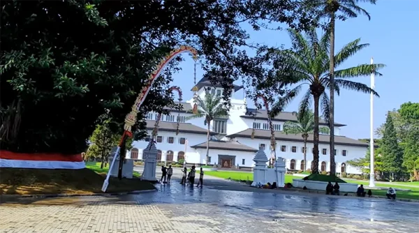 Melihat "Wajah Baru" Gedung Sate, Gasibu dan Monju